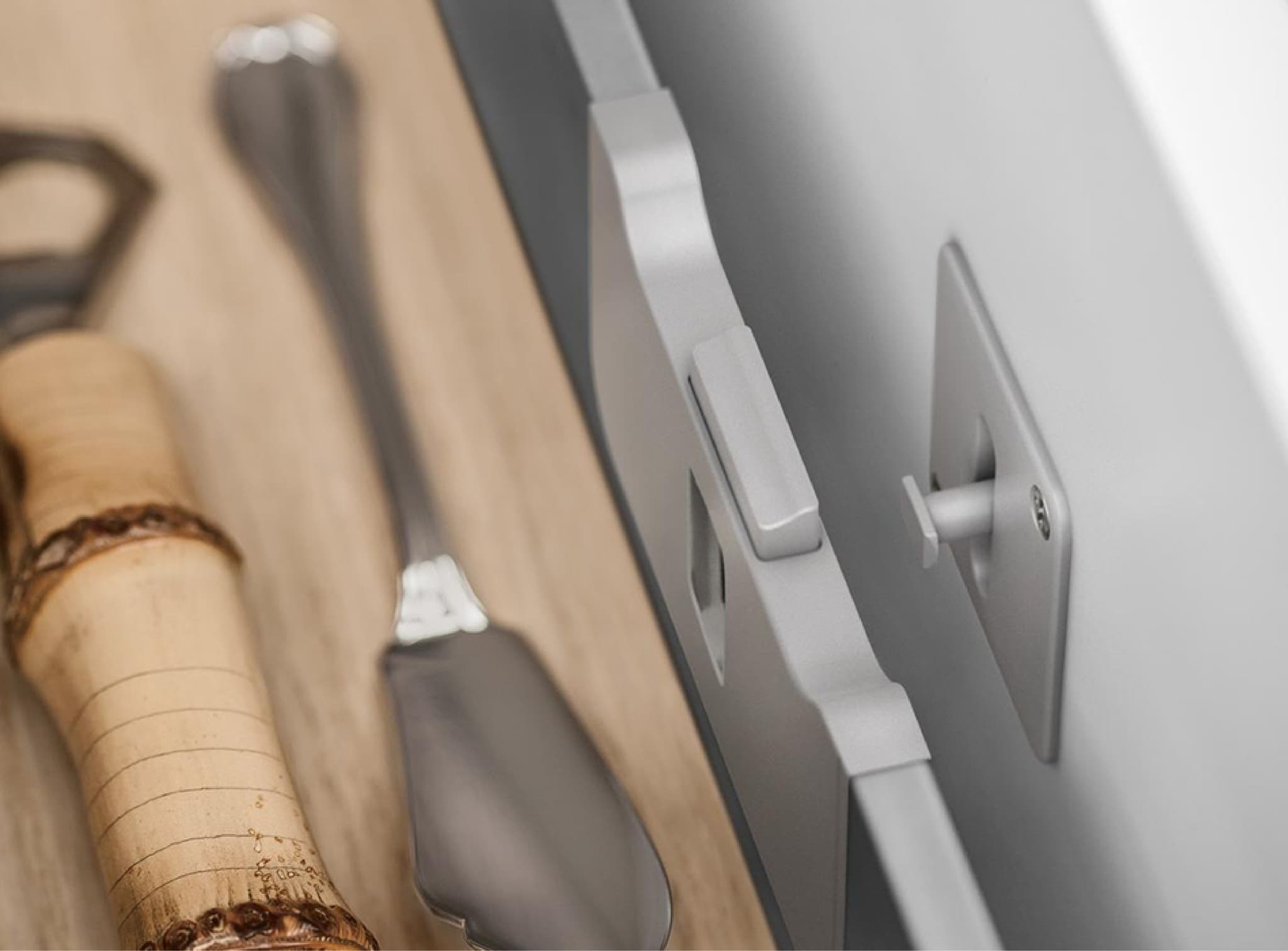 Internal Drawer