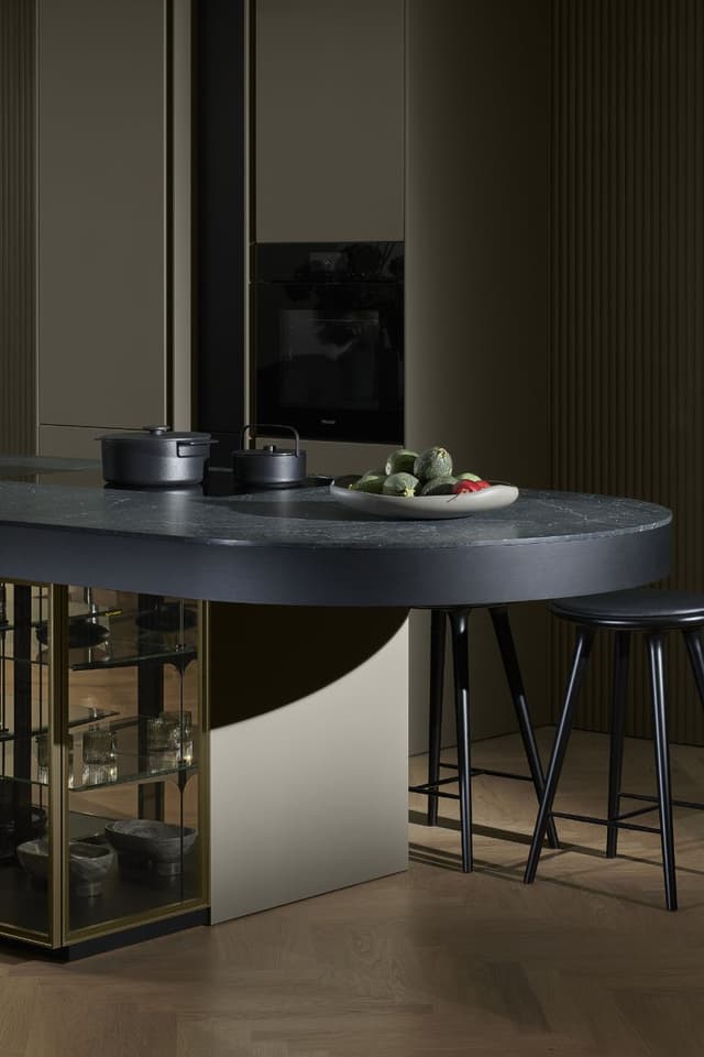 Thick Countertop Image 2